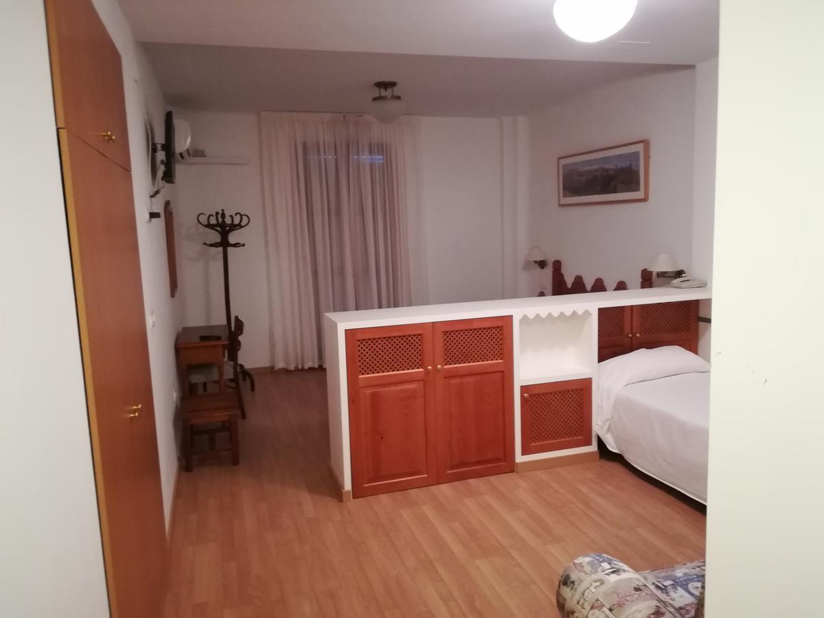 Hotel Andalucia Lanjaron Bagian luar foto