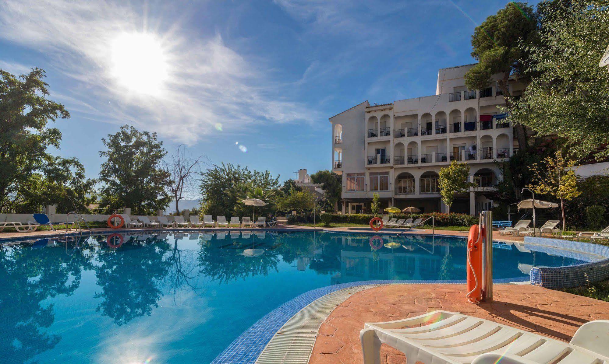 Hotel Andalucia Lanjaron Bagian luar foto